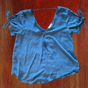 MINE Women’s Short Sleeve Blouse